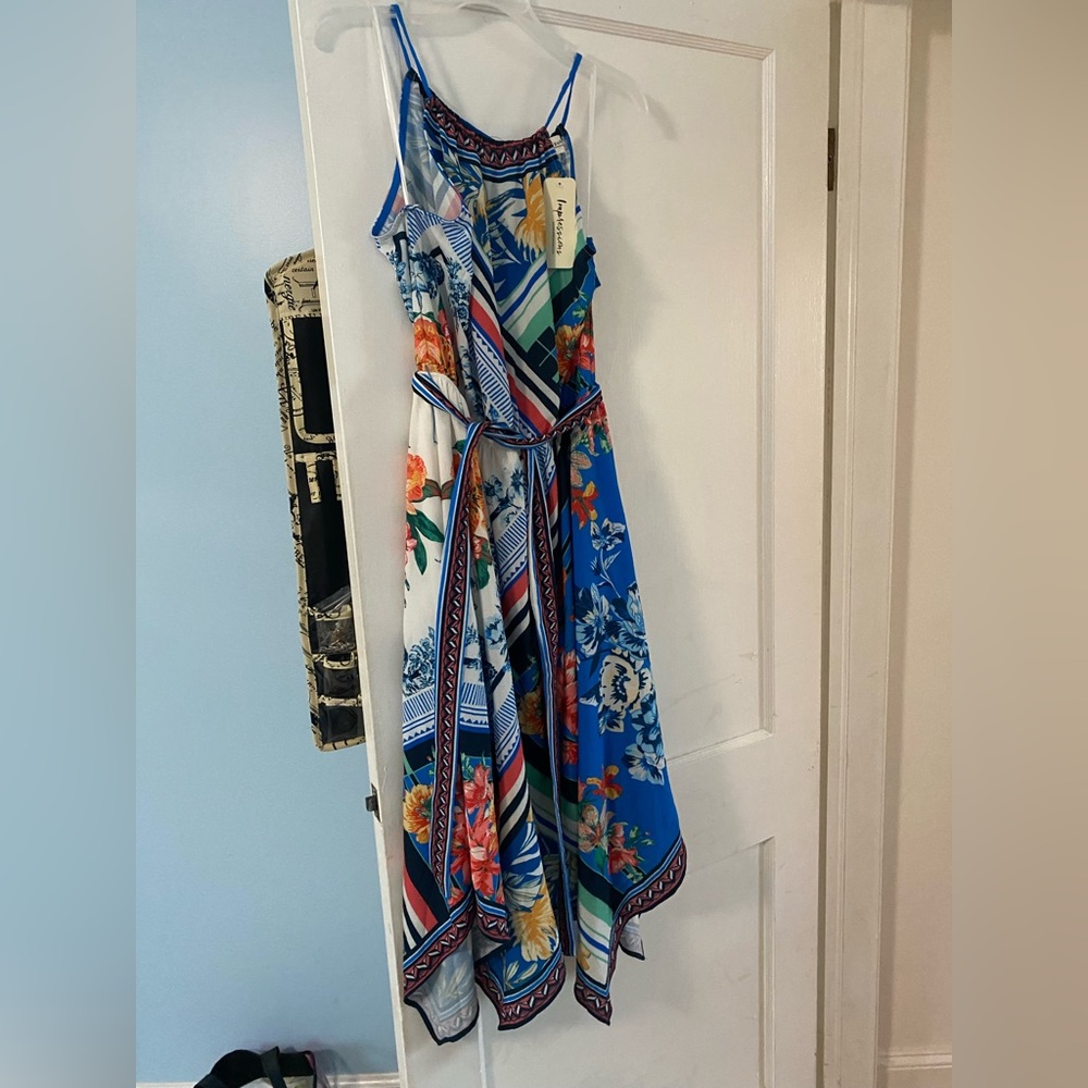 Shopimpressions.com floral print dress with handkerchief skirt size small new